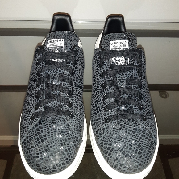 Reptile Embossed Adidas Stan Smith - Picture 13 of 14